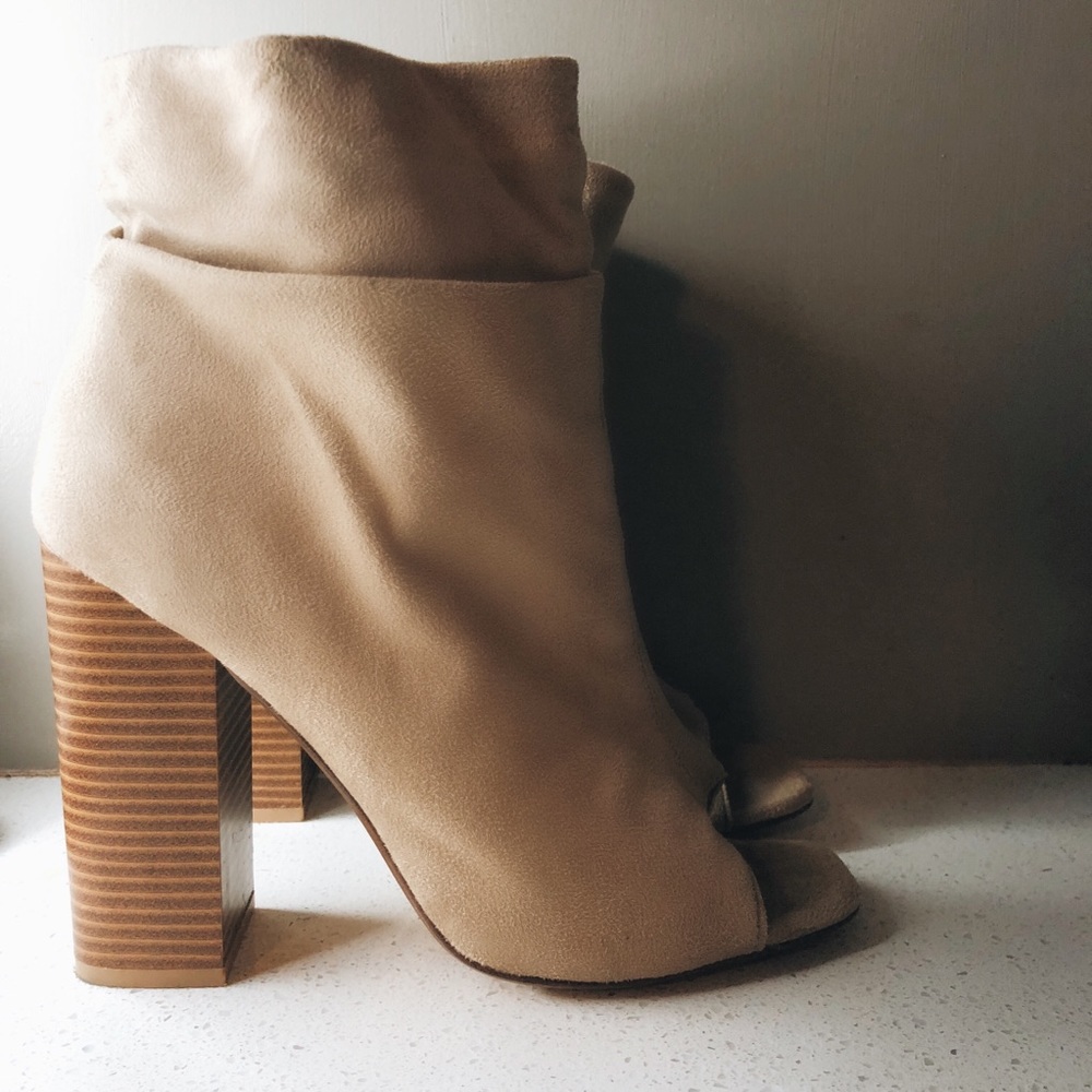 Suede cream colored heels